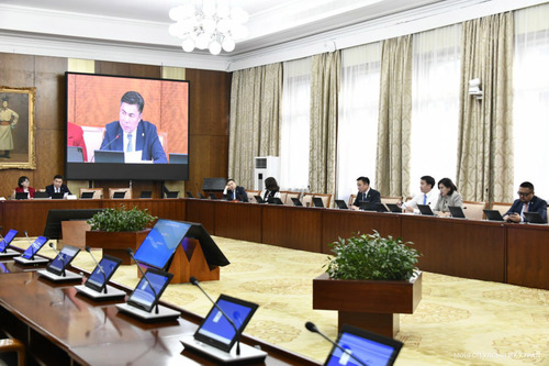 ТБХ: Үл хөдлөх хөрөнгө борлуулахад төлдөг 2.0 хувийн татварыг хүчингүй болгохтой холбоотой “Засгийн газарт чиглэл өгөх тухай” тогтоолын төслийг хэлэлцэхийг дэмжлээ